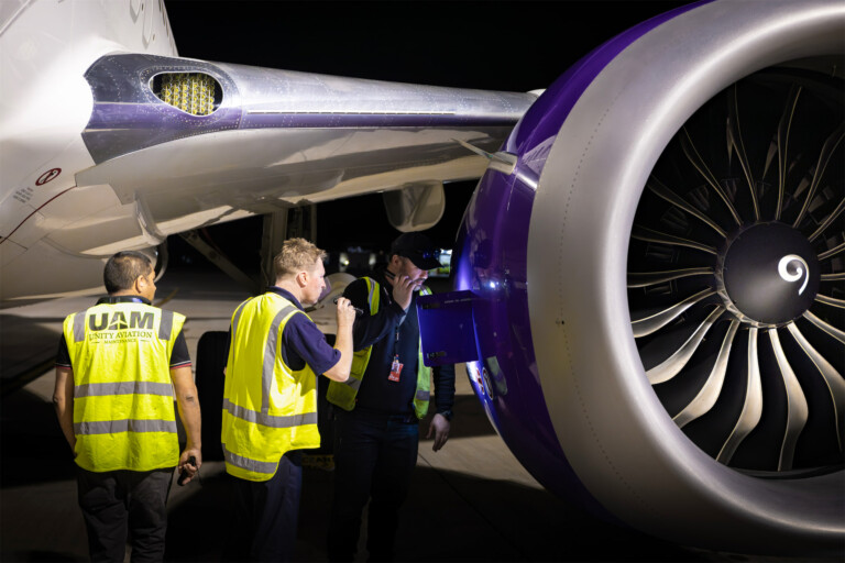 Sigma College inspect a 737MAX